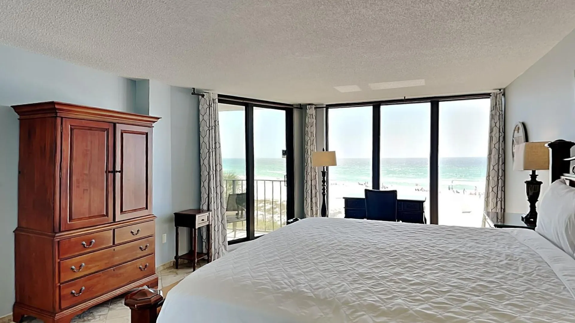 Edgewater Tower III 212 Apartment Panama City Beach